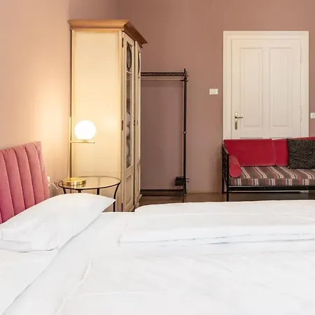 Cooper L Laurenz Apartamento