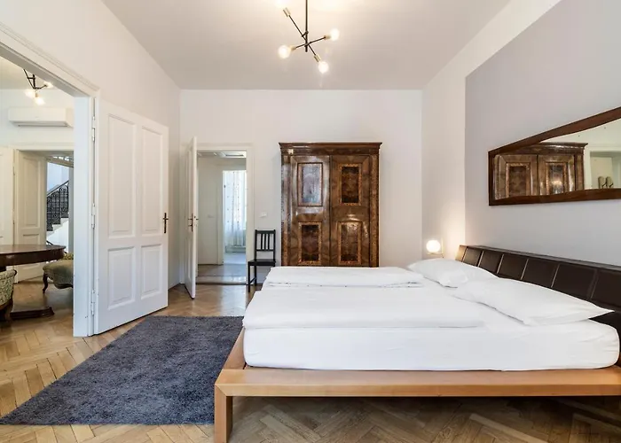 Cooper L Laurenz * Bolzano